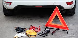 Auto mit Bordwerkzeug – wichtige Ausrüstung für Pannen und Notfälle