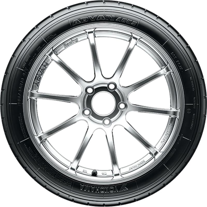YOKOHAMA ADVAN A052 245/40R18 97Y XL BSW