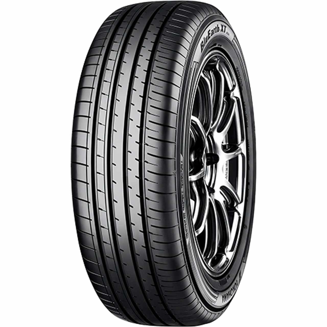 YOKOHAMA BLUEARTH-XT AE61 215/65R17 99V BSW