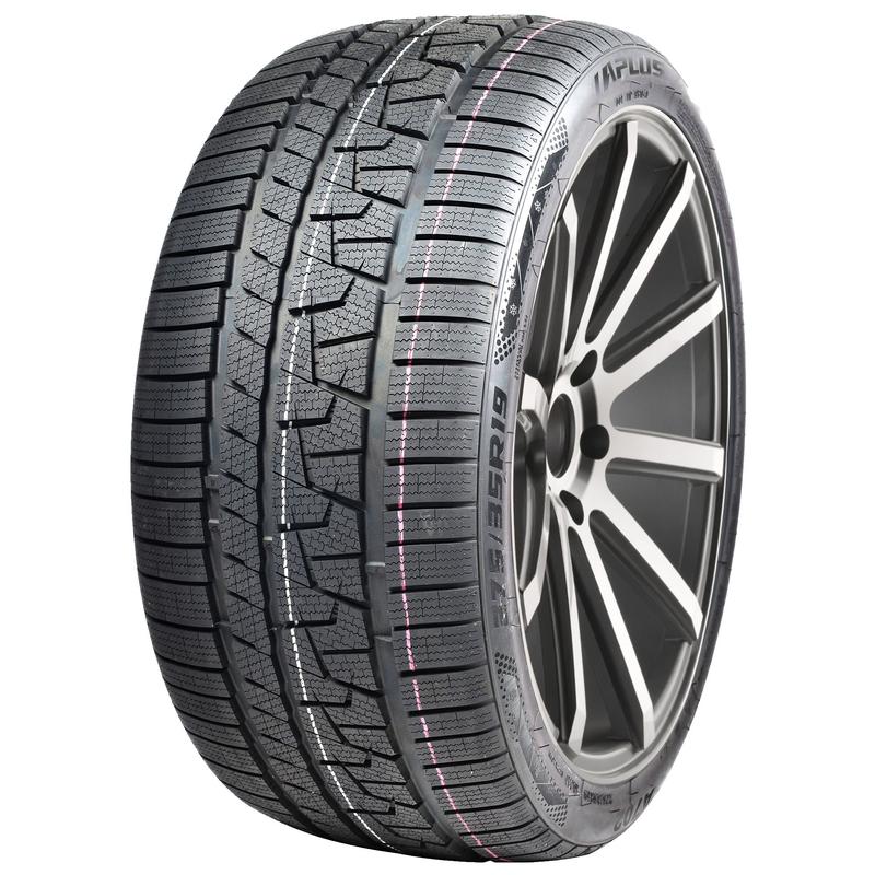 APLUS A702 245/45R18 100V XL BSW