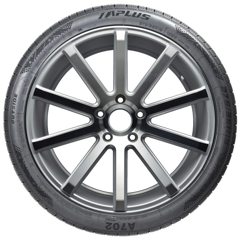 APLUS A702 245/45R18 100V XL BSW